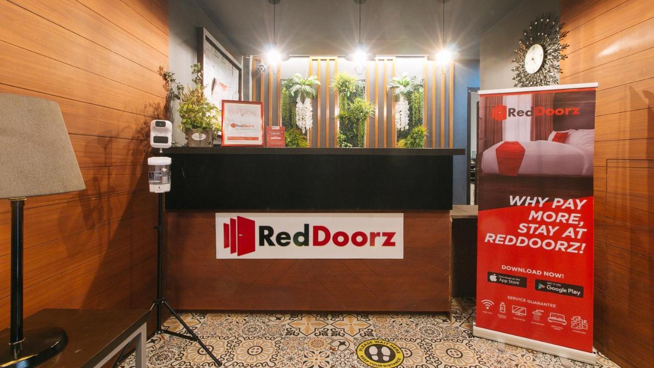 Reddoorz @ Gardenview Hotel Gtower Angeles Εξωτερικό φωτογραφία